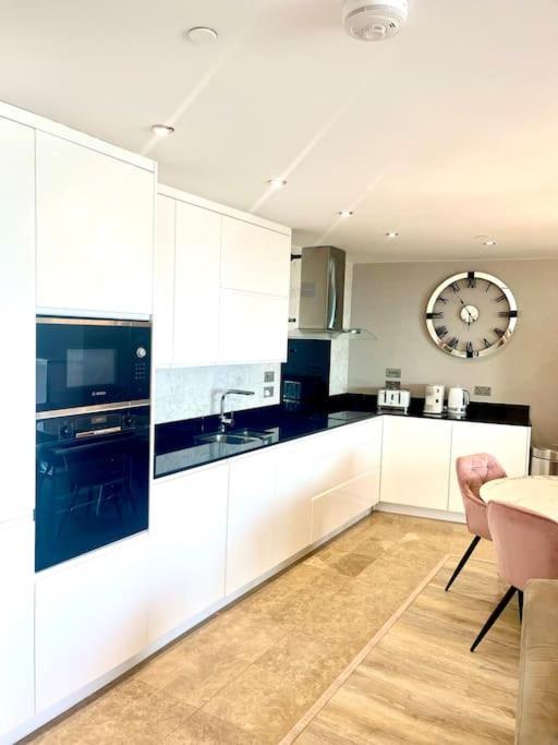 Ocean Village High Floor Luxury Modern Apartment 지브롤터 외부 사진