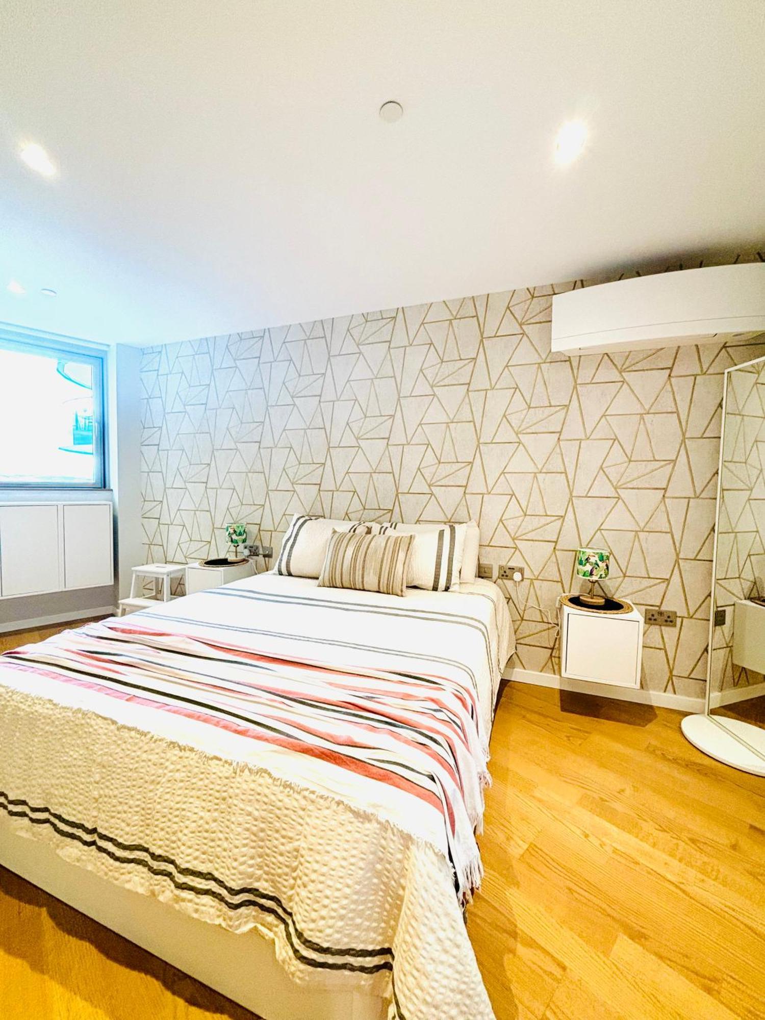 Ocean Village High Floor Luxury Modern Apartment 지브롤터 외부 사진