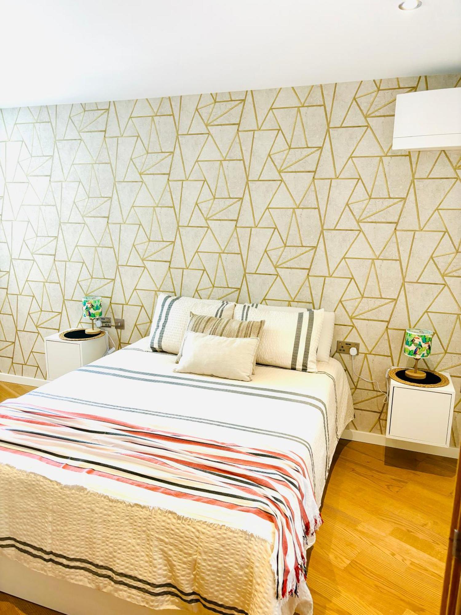Ocean Village High Floor Luxury Modern Apartment 지브롤터 외부 사진